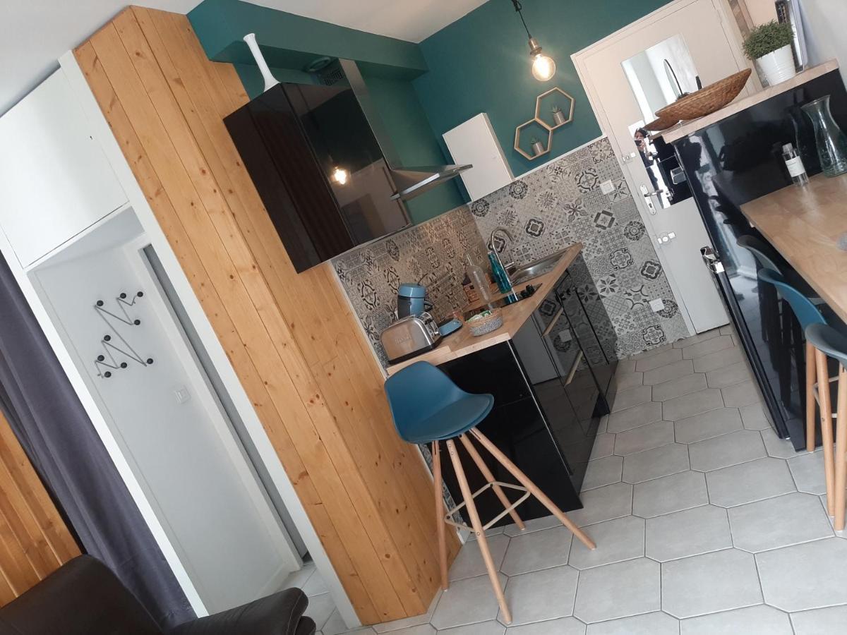 Beau Studio Avec Balcon Bagnères-de-Bigorre Εξωτερικό φωτογραφία